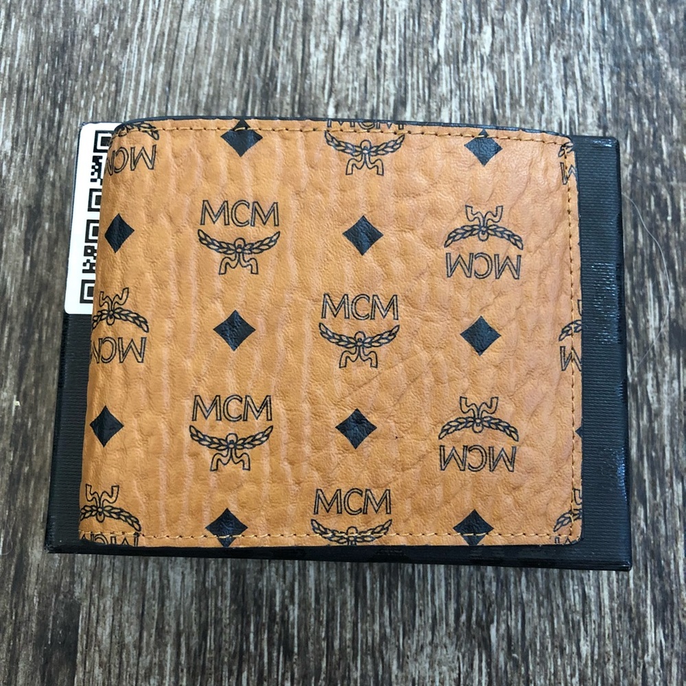 MCM Claus Bifold Wallet in Visetos